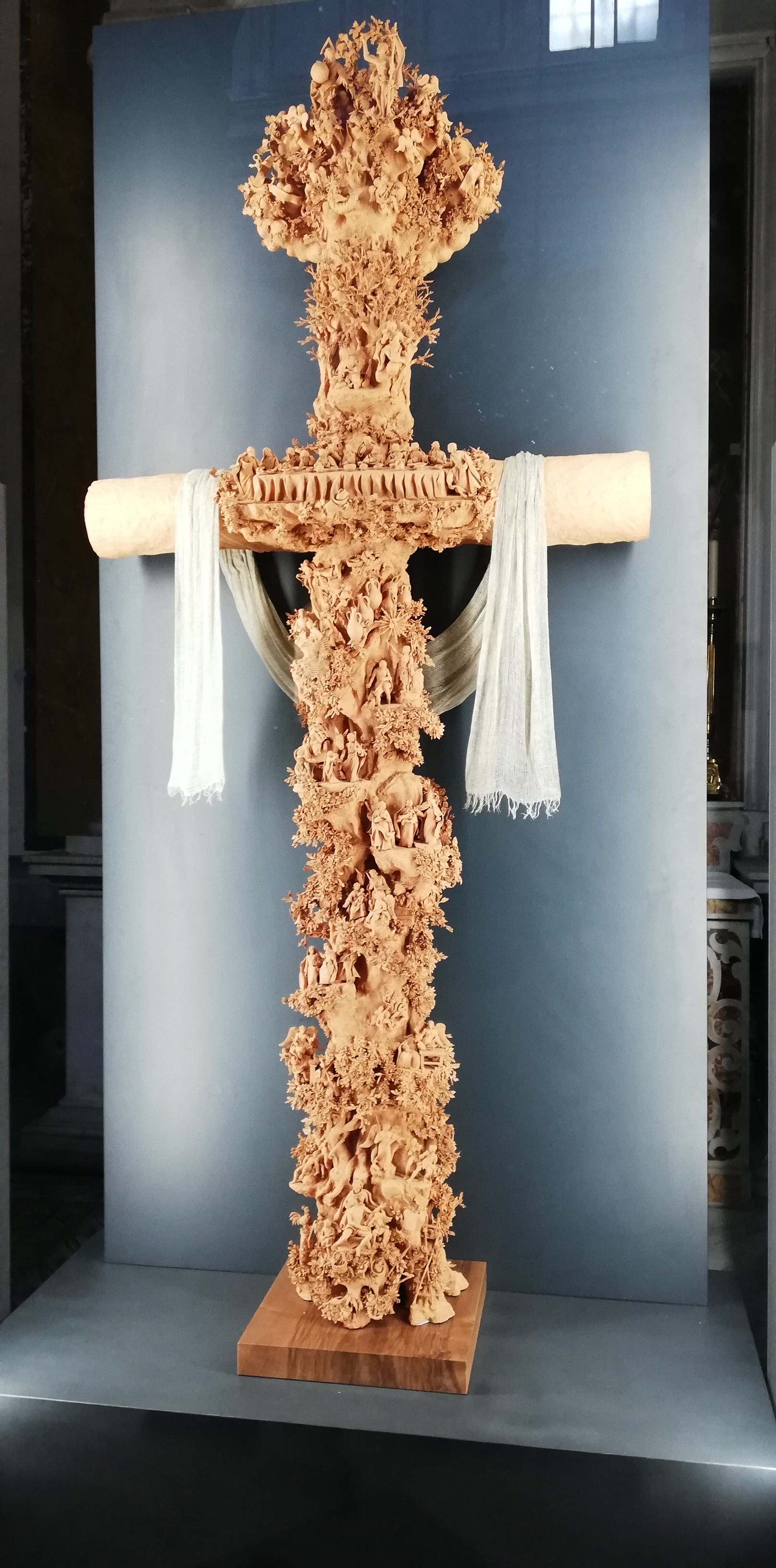 Terrakotta-Kreuz in Sorrent