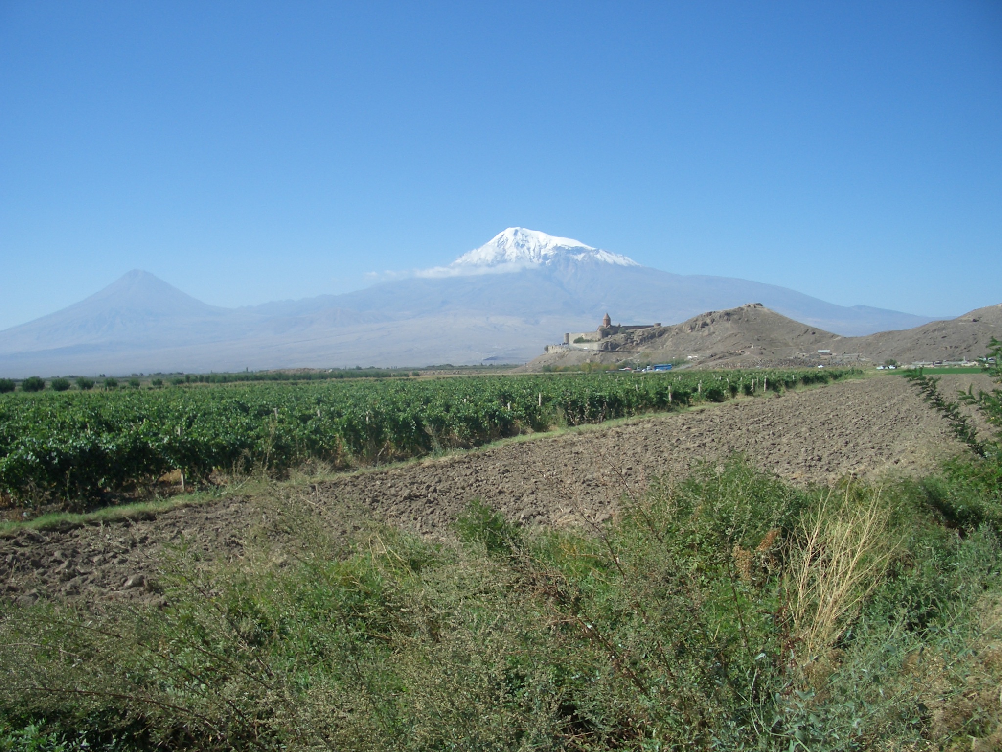 Klosteranlage vor dem Ararat