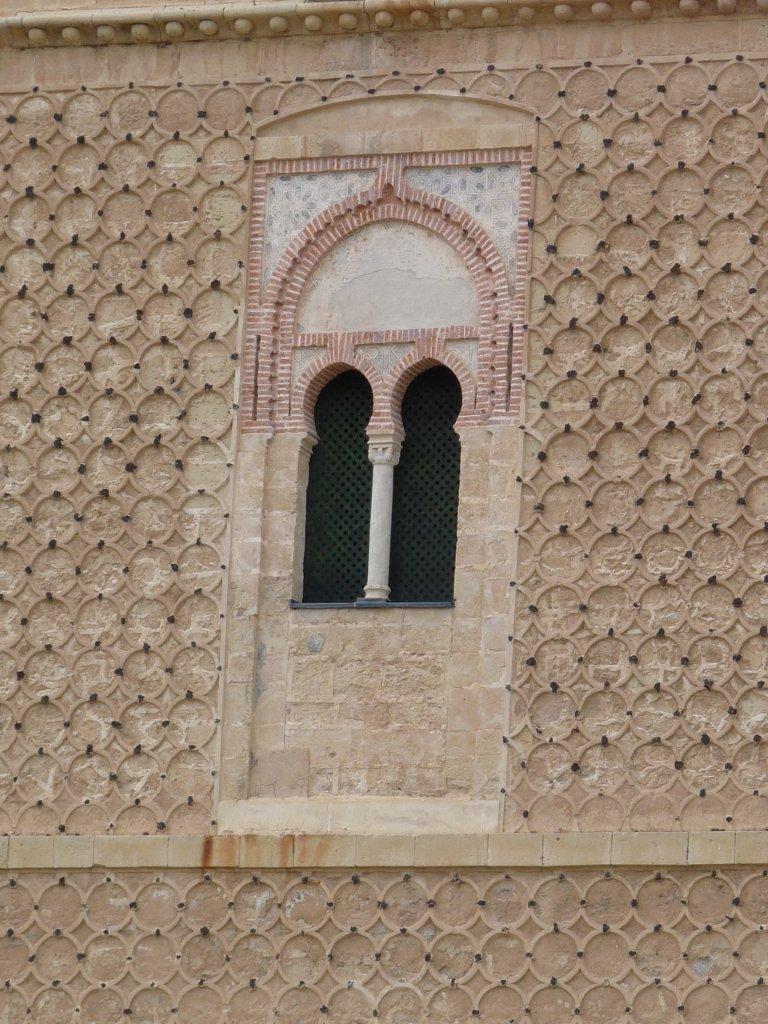 typische Fensterfront in Kastilien